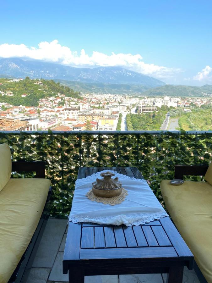 Aria Baci Guest House Berati Exterior foto